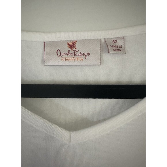 Quacker Factory V Neck Short Sleeve White Top W/ Zip Rhinestone Accent Pocket 3X - Picture 3 of 4